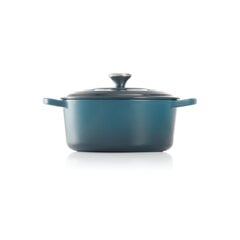 Чугунная  кастрюля Le Creuset, 24см / 4,2л цена и информация | Кастрюли, скороварки | hansapost.ee