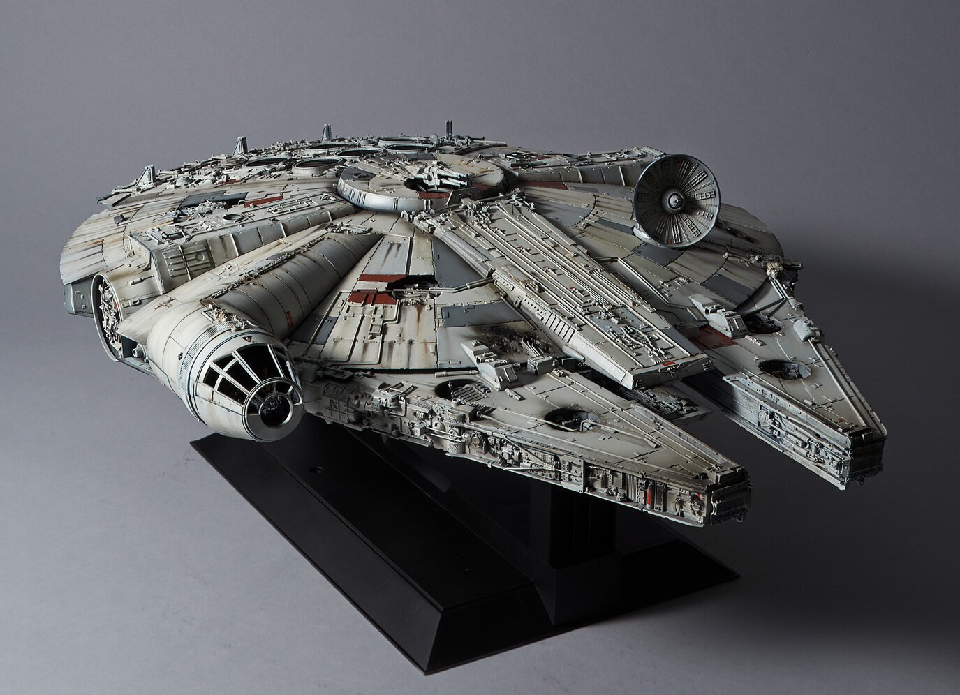 Revell - Millennium Falcon Perfect Grade, 1/72, 01206 цена и информация | Klotsid ja konstruktorid | hansapost.ee