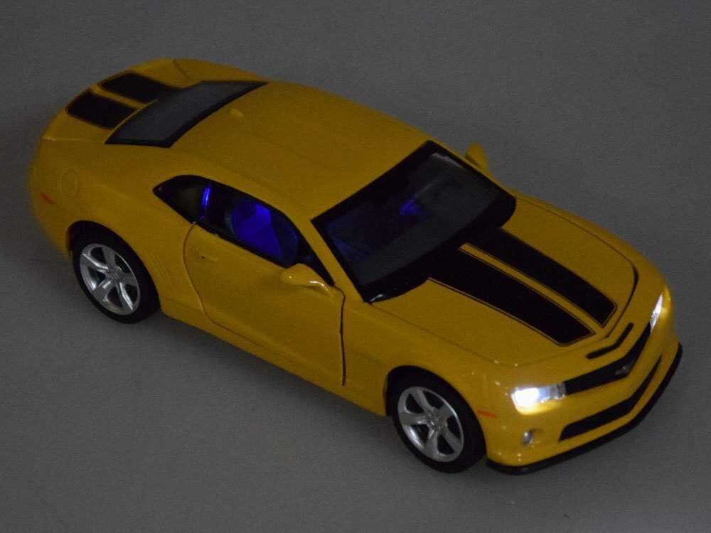 Valgus- ja heliefektidega auto Chevrolet Camaro SS 1:32, kollane hind ja info | Mänguasjad poistele | hansapost.ee