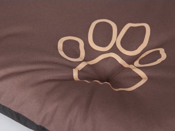 Hobbydog ovaalne padi Light Brown, R9, 87x62 cm цена и информация | Pesad, asemed | hansapost.ee