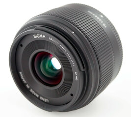 Objektiiv Sigma 19mm f/2.8 DN Art, Must hind ja info | Fotoaparaatide objektiivid | hansapost.ee