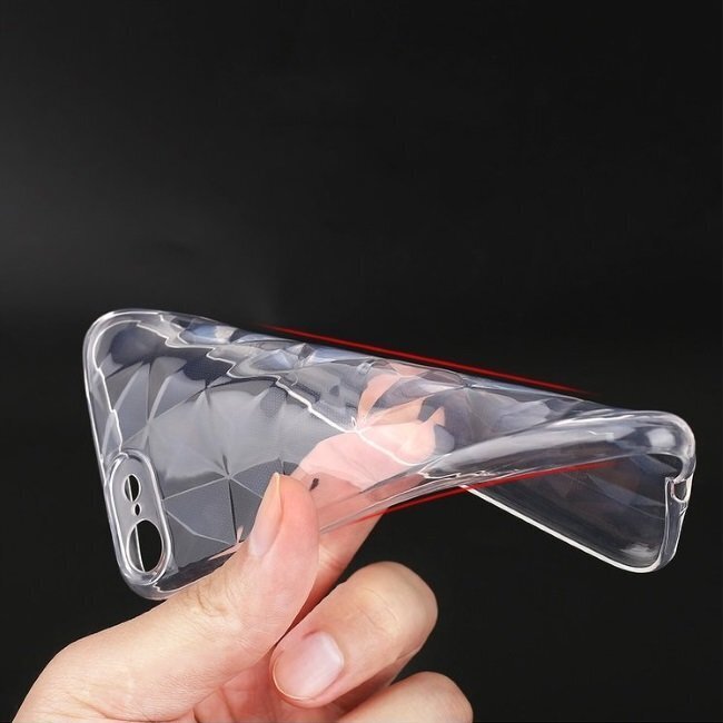 Blun 3D Prism Shape Super Thin Silicone Back cover case for Samsung A750 Galaxy A7 (2018) Transparent hind ja info | Telefonide kaitsekaaned ja -ümbrised | hansapost.ee