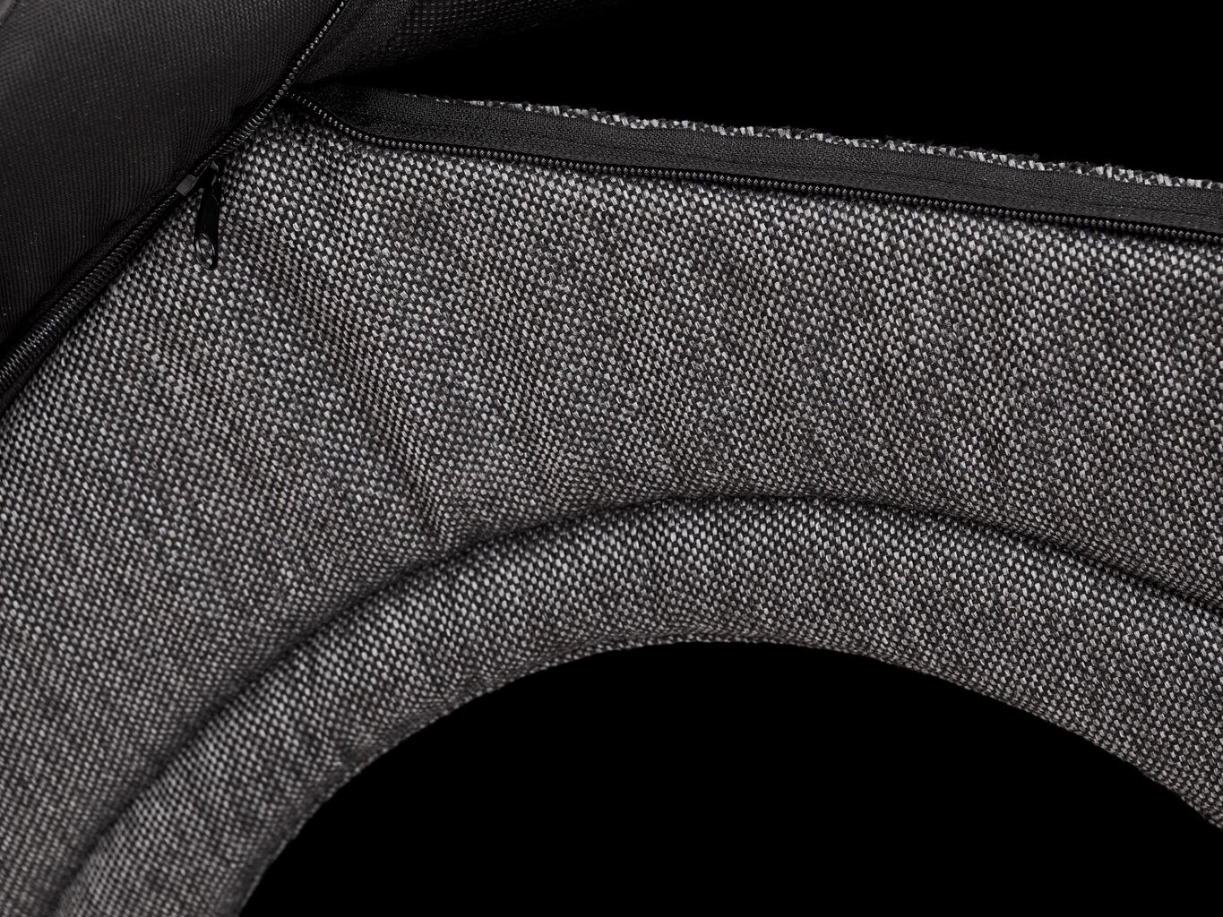 Pesa-maja Hobbydog Inari Grey Black, 52x46 cm hind ja info | Pesad, asemed | hansapost.ee