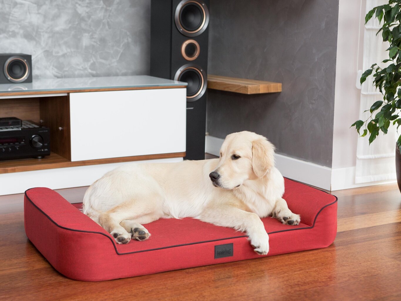 Hobbydog pesa Elegant Red, L, 81x50 cm цена и информация | Pesad, asemed | hansapost.ee