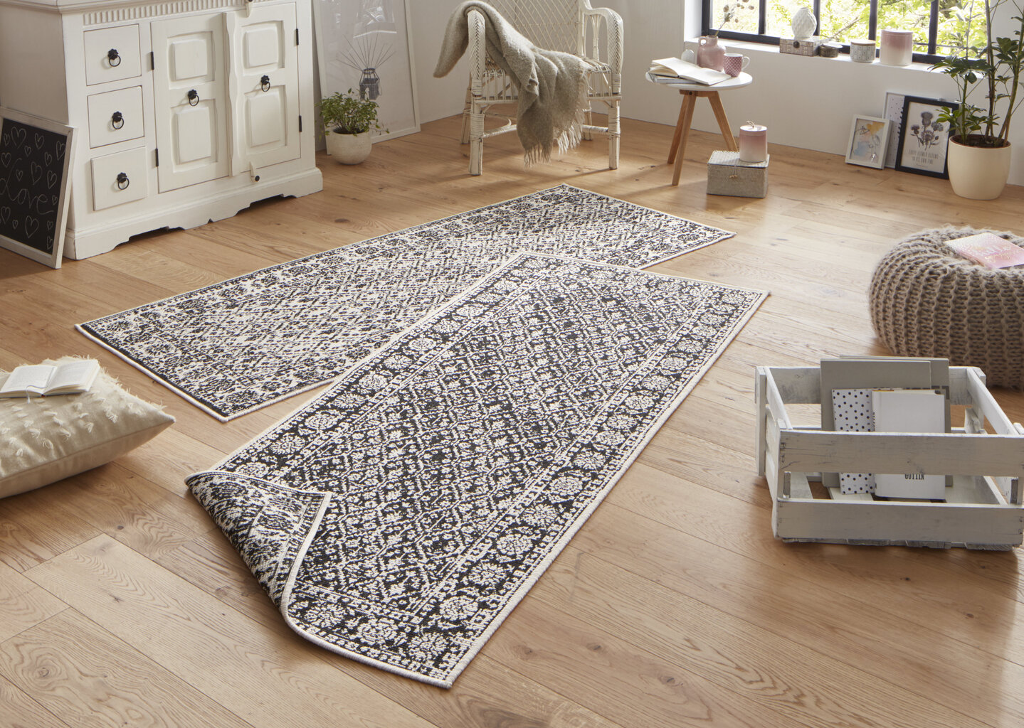 Vaip NORTHRUGS Twin Curacao Black Cream, 200x290 cm hind ja info | Vaibad | hansapost.ee