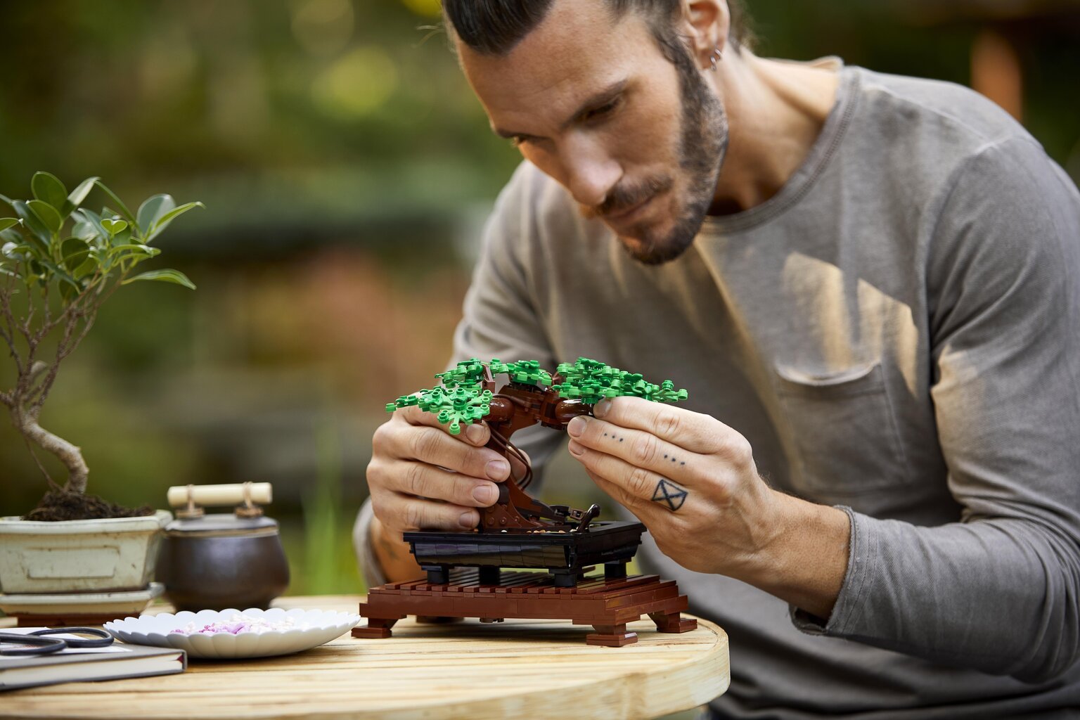 10281 LEGO® Creator Expert Bonsai puu hind ja info | Klotsid ja konstruktorid | hansapost.ee