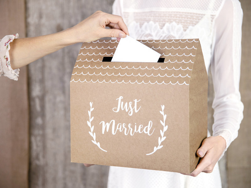 Pulmasoovide karp Just Married Kraft 30x30,5x16,5 cm цена и информация | Peokaunistused ja dekoratsioonid | hansapost.ee