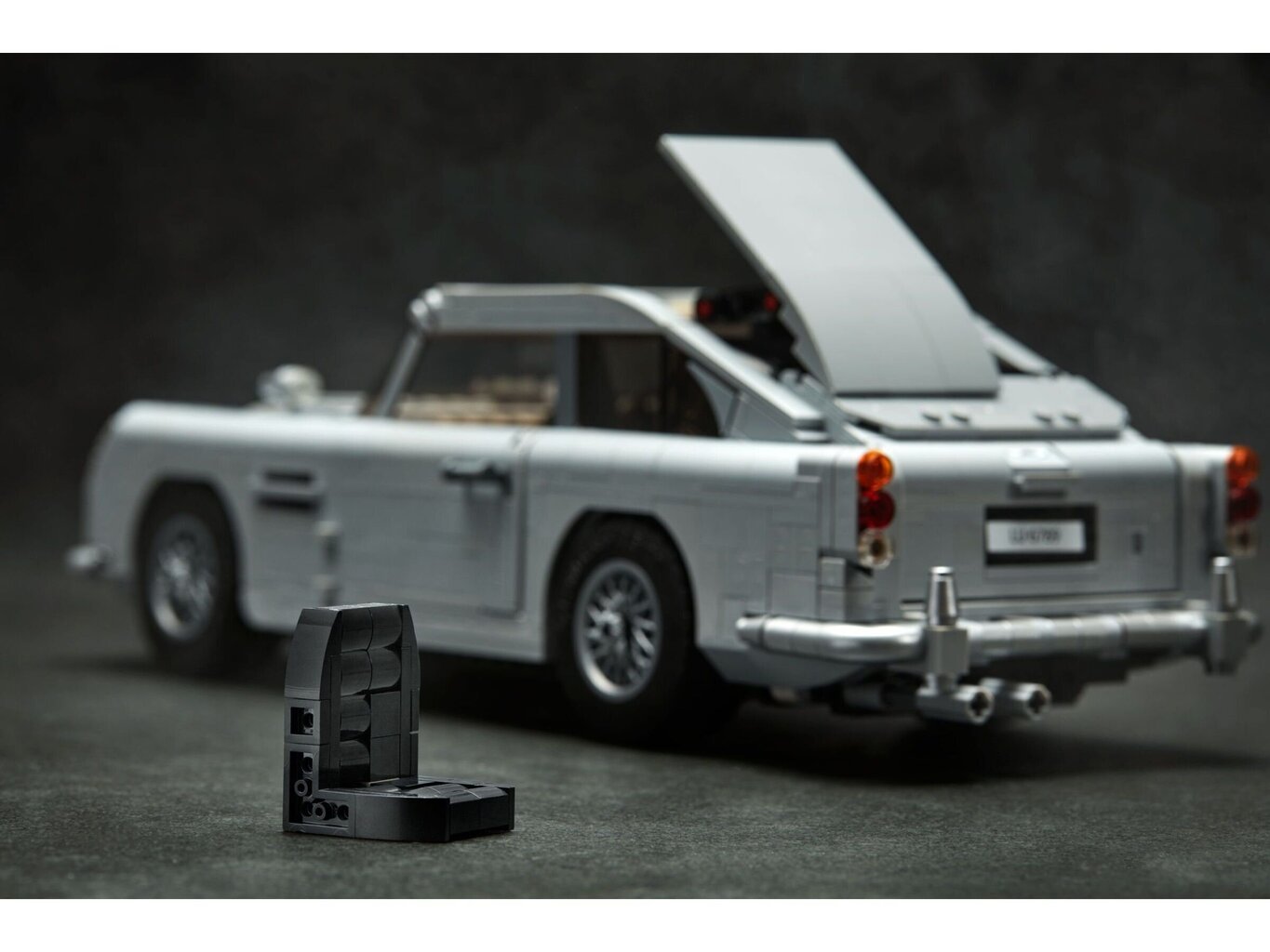 Lego creator james bond aston martin db5 10262 online