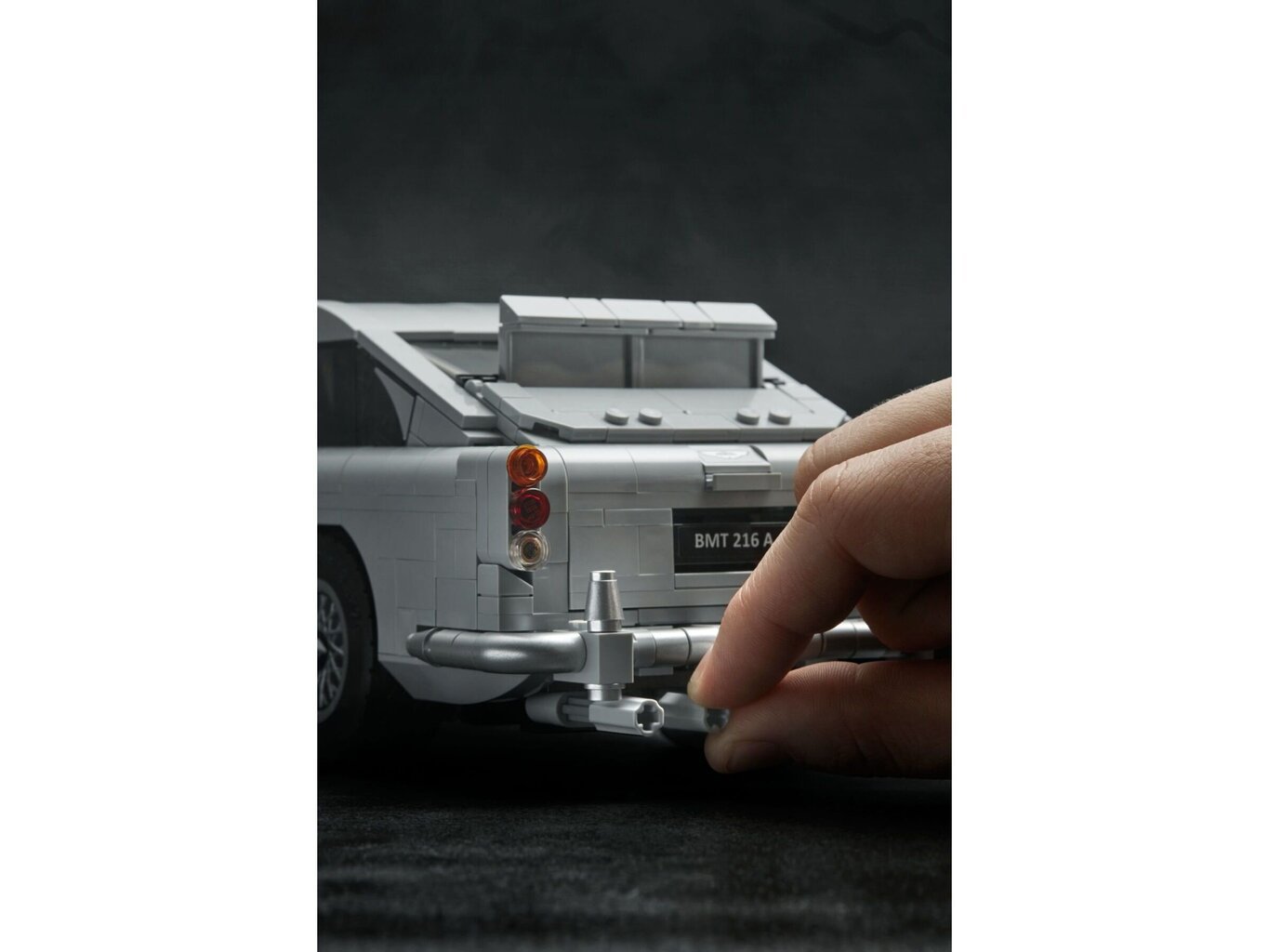 10262 LEGO® Creator Expert James Bond Aston Martin DB5 цена и информация | Klotsid ja konstruktorid | hansapost.ee