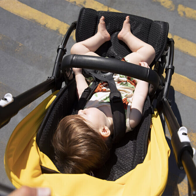 Bugaboo Bee 6 jalutuskäru, Black/Black-Lemon Yellow hind ja info | Vankrid, jalutuskärud | hansapost.ee