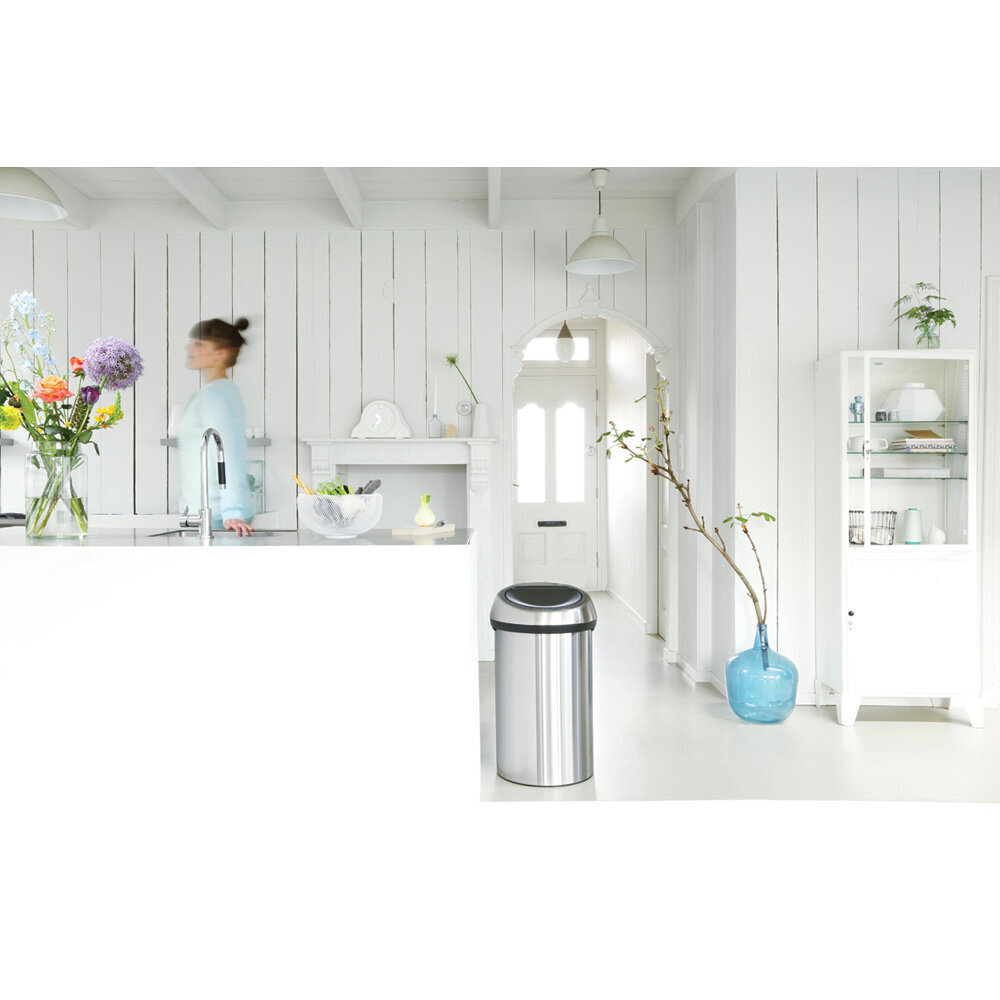 Prügikast, Touch Bin 60L Matt Steel цена и информация | Prügikastid | hansapost.ee