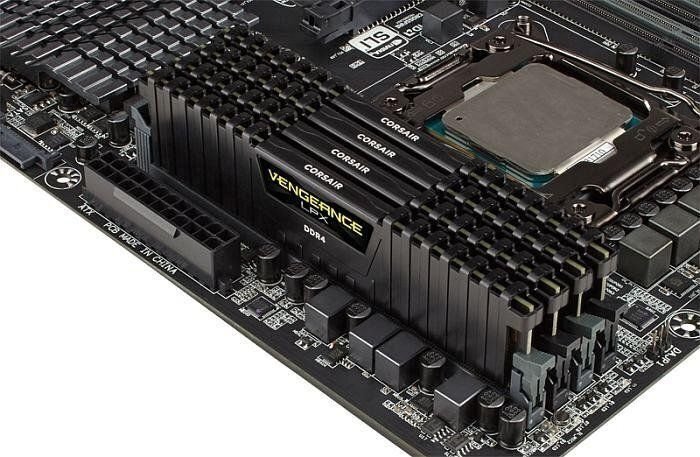 Corsair CMK128GX4M4A2666C16 цена и информация | Operatiivmälu | hansapost.ee