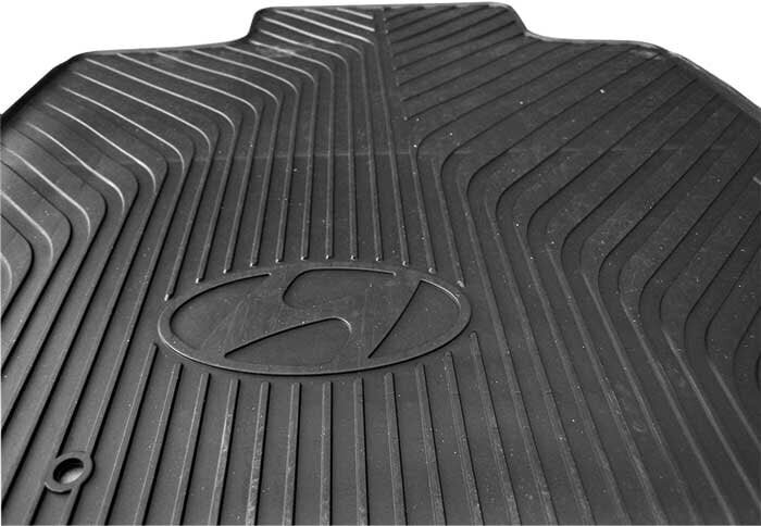 Matid Hyundai Veloster 2011-, mustad цена и информация | Kummimatid | hansapost.ee
