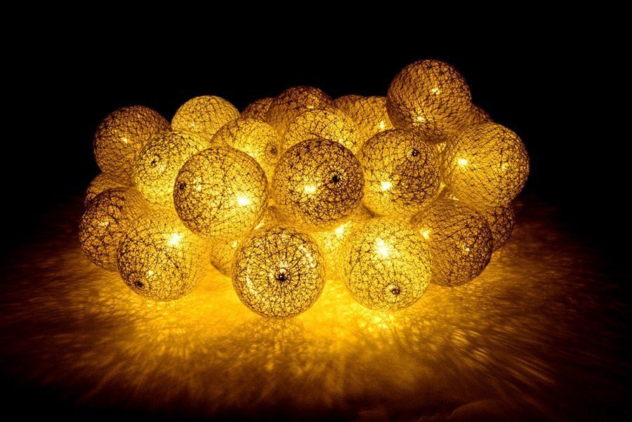 LED valgustid Cotton Balls, 35 LED, hall I hind ja info | Peokaunistused ja dekoratsioonid | hansapost.ee
