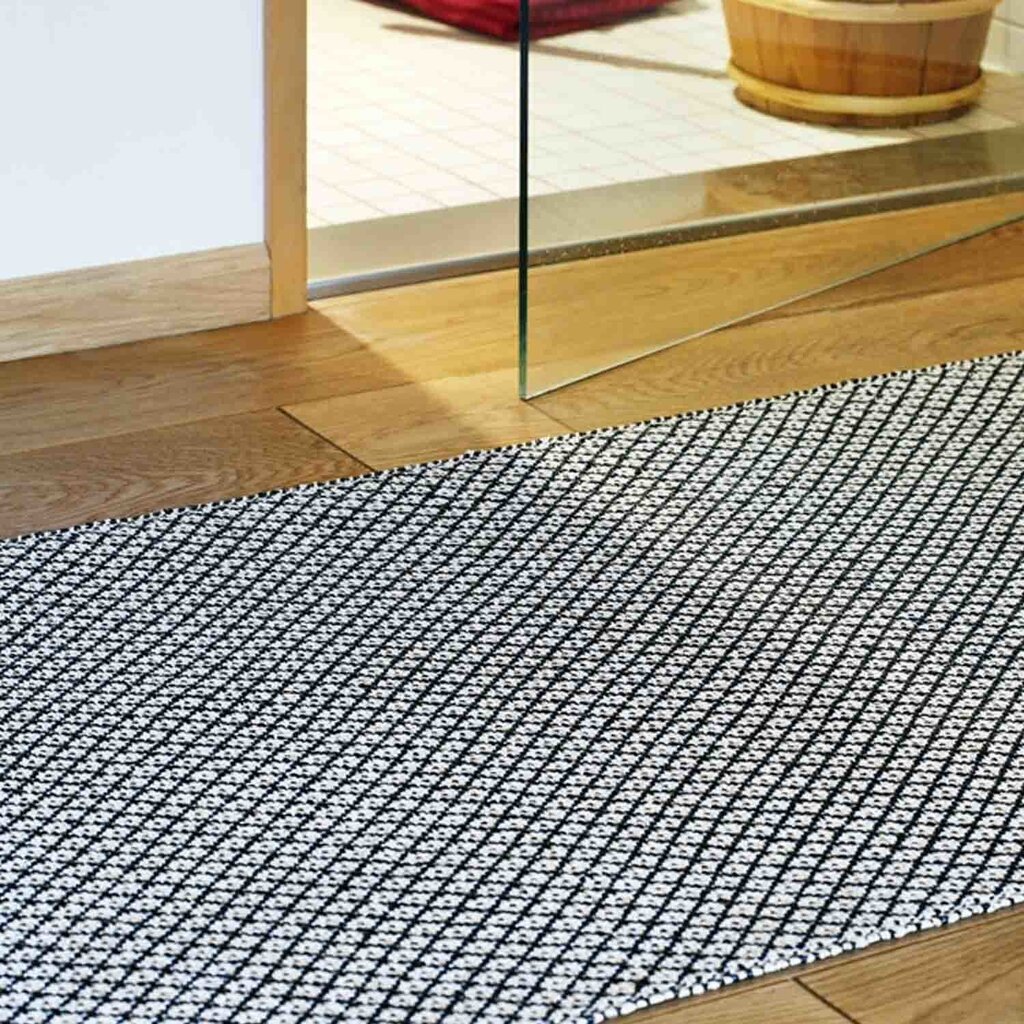 Narma kahepoolne plasticWeave™ plastikvaip Diby, must/kreem, 70 x 100 cm цена и информация | Vaibad | hansapost.ee