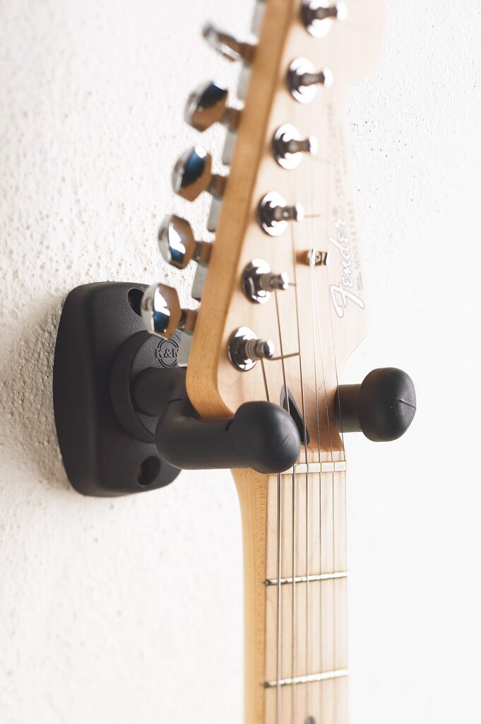 Seinale kinnitatav kitarrihoidja K&M 16250 black цена и информация | Muusikainstrumentide tarvikud | hansapost.ee