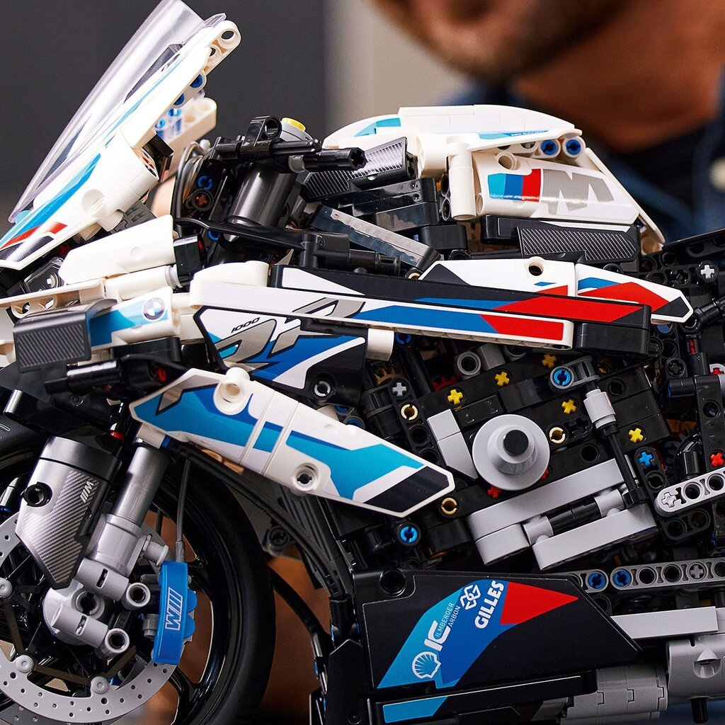 42130 LEGO® Technic BMW M 1000 RR hind ja info | Klotsid ja konstruktorid | hansapost.ee