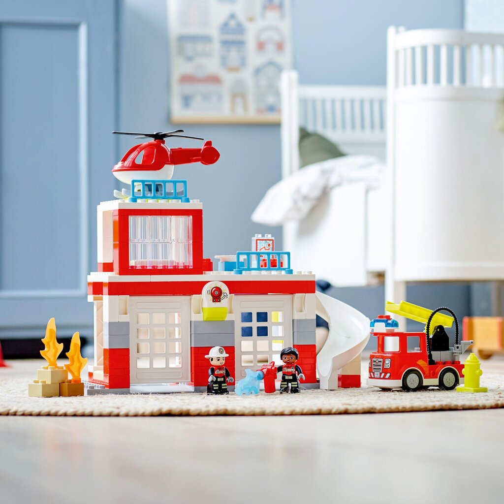 10970 LEGO® DUPLO Town Tuletõrjedepoo ja helikopter цена и информация | Klotsid ja konstruktorid | hansapost.ee