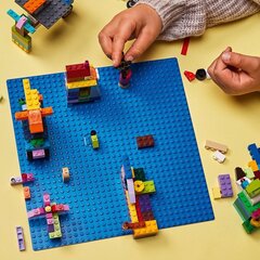 11025 LEGO® Classic Синяя базовая пластина цена и информация | Конструкторы и кубики | hansapost.ee