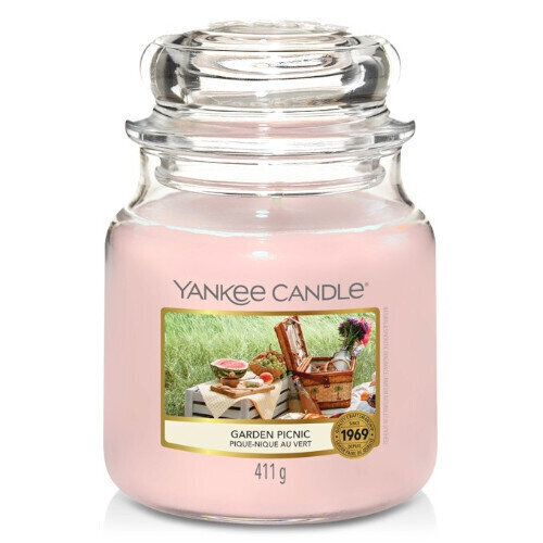 Yankee Candle Garden Picnic lõhnaküünal 411 g цена и информация | Küünlad, küünlajalad | hansapost.ee