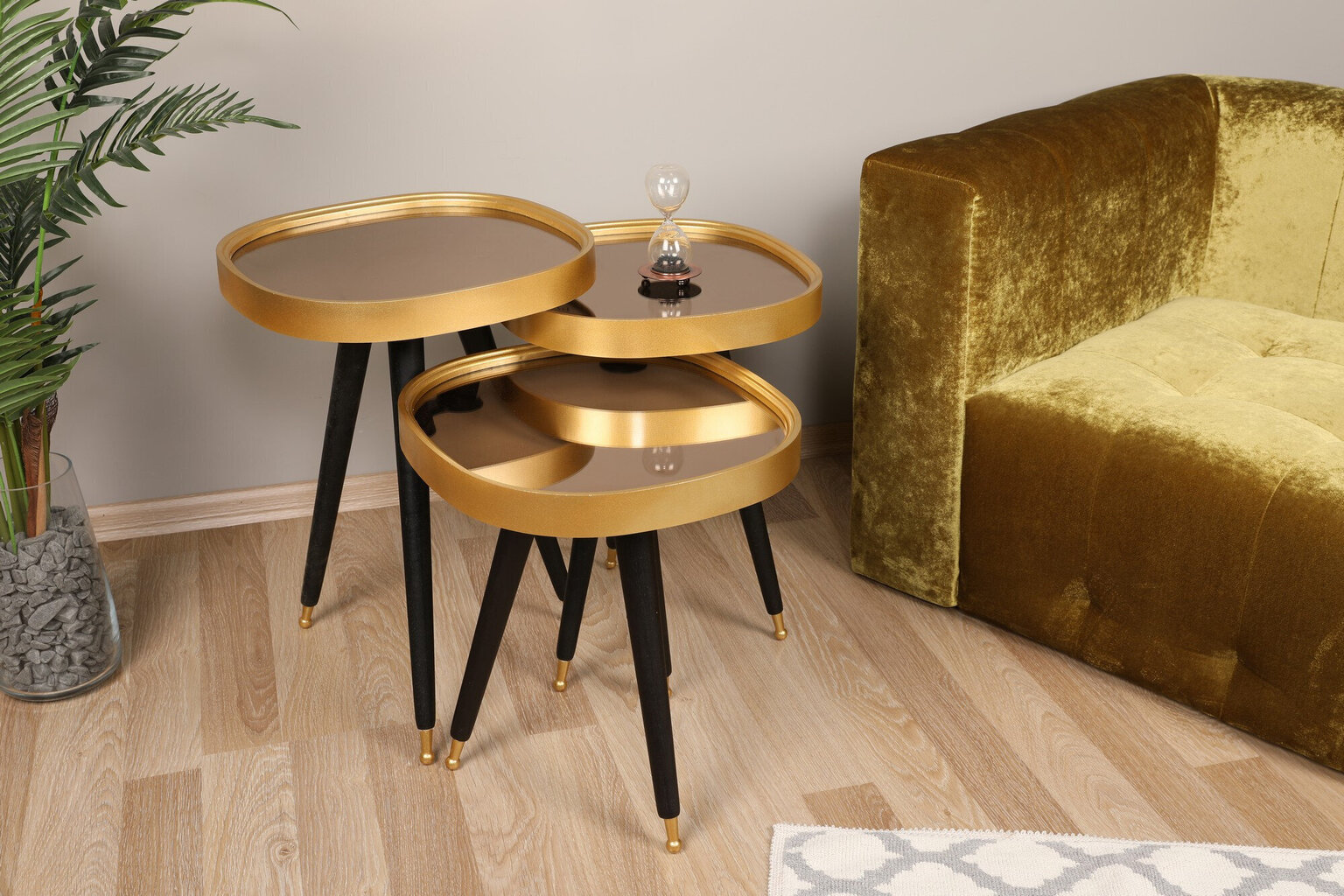 3-st lauast koosnev komplekt Kalune Design Alys, kuld/must hind ja info | Diivanilauad | hansapost.ee