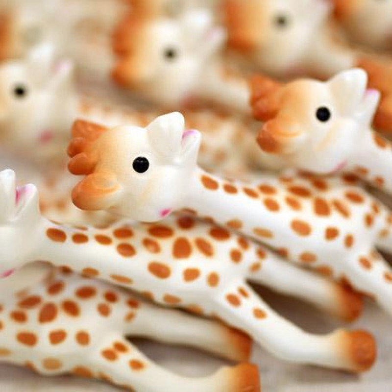 VULLI beebimänguasi Sophie la Giraffe 17cm цена и информация | Beebide mänguasjad | hansapost.ee