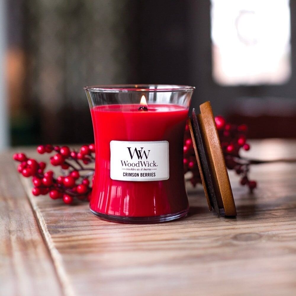 WoodWick lõhnaküünal Crimson Berries, 85 g price and information | Küünlad, küünlajalad | hansapost.ee