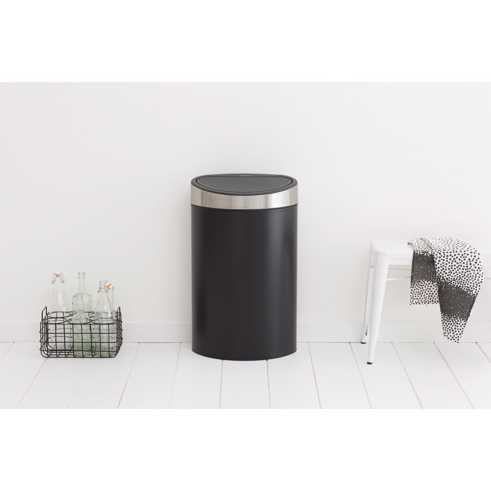 Brabantia Touch Bin puudutusele avanev prügikast 40L, matt must hind ja info | Prügikastid | hansapost.ee