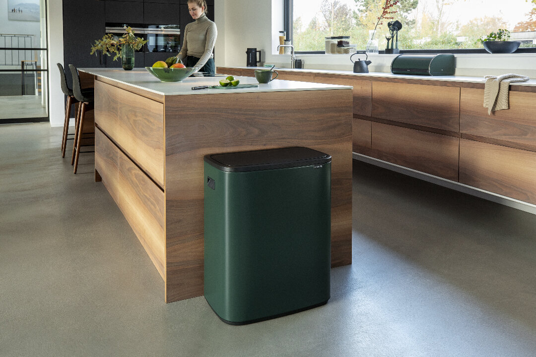 Brabantia Bo touch Bin prügikast, 2x30L, Pine Green цена и информация | Prügikastid | hansapost.ee