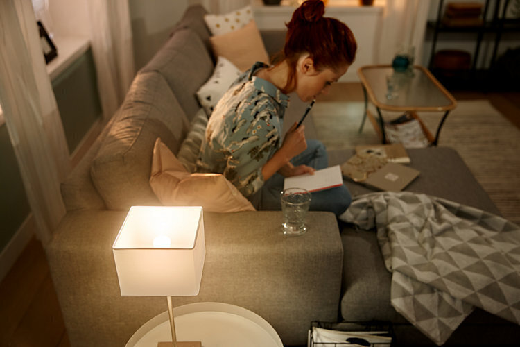 Pirn Philips Hue White, 2 tk price and information | Lambipirnid ja LED-pirnid | hansapost.ee