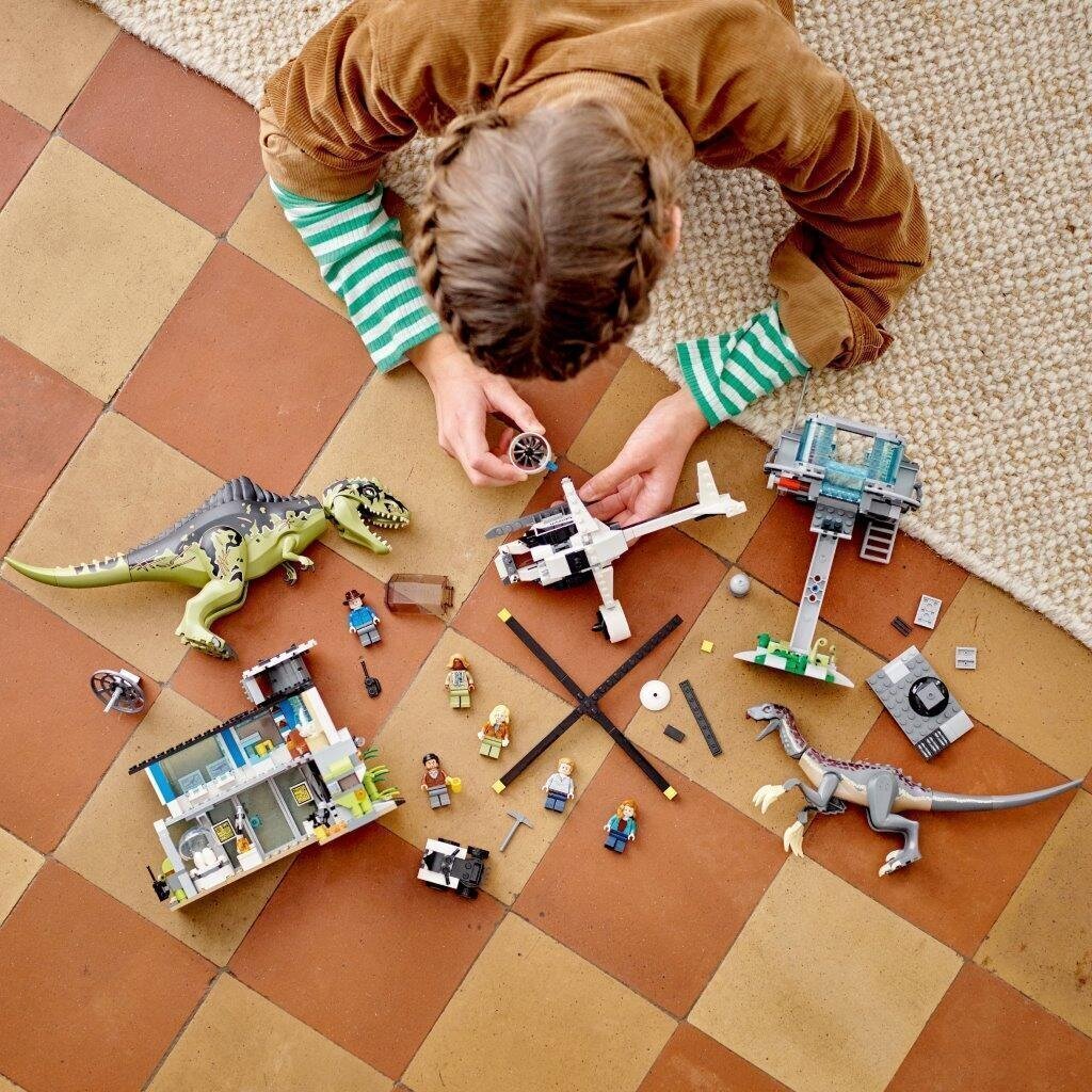 76949 LEGO® Jurassic World Gigantosauruse ja Terisinosauruse rünnak hind ja info | Klotsid ja konstruktorid | hansapost.ee