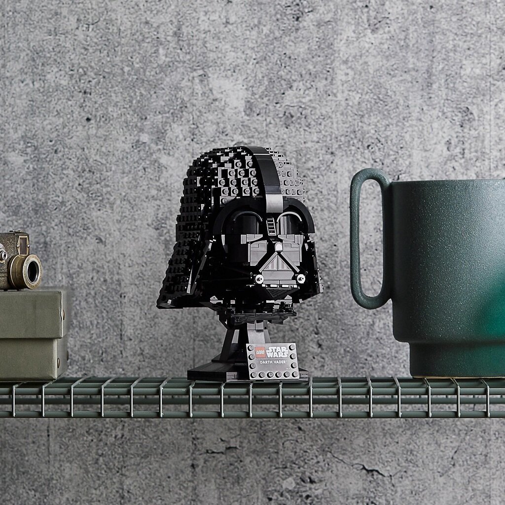 75304 LEGO® Star Wars Darth Vader kiiver цена и информация | Klotsid ja konstruktorid | hansapost.ee