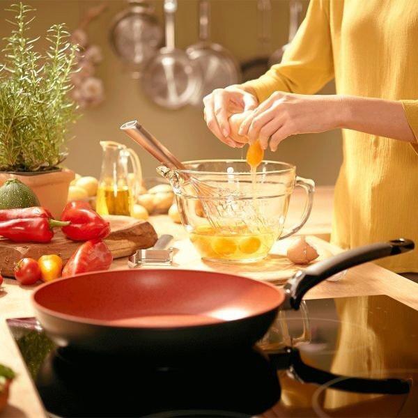 Praepann SensoRed 24cm Fissler 157-303-24-100 цена и информация | Pannid | hansapost.ee