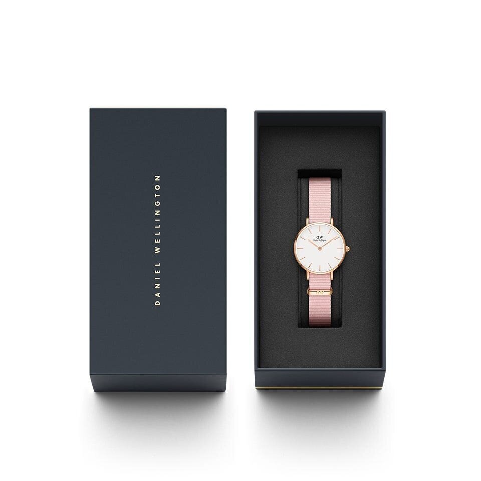 Daniel Wellington Petite 28 Rosewater naiste käekell цена и информация | Käekellad naistele | hansapost.ee