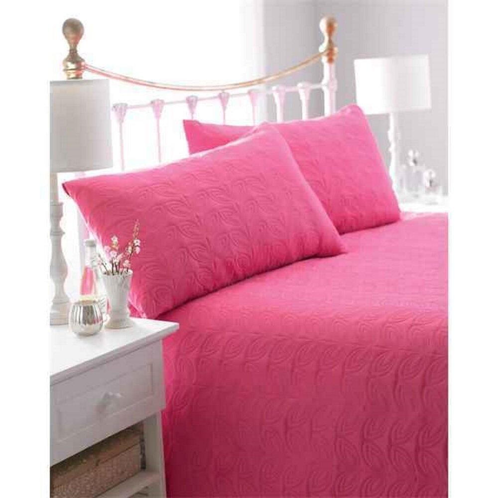 Voodikate Pink 240 x 260 cm + 2 padjakatet 74 x 48,5 cm hind ja info | Pleedid, voodikatted ja päevatekid | hansapost.ee