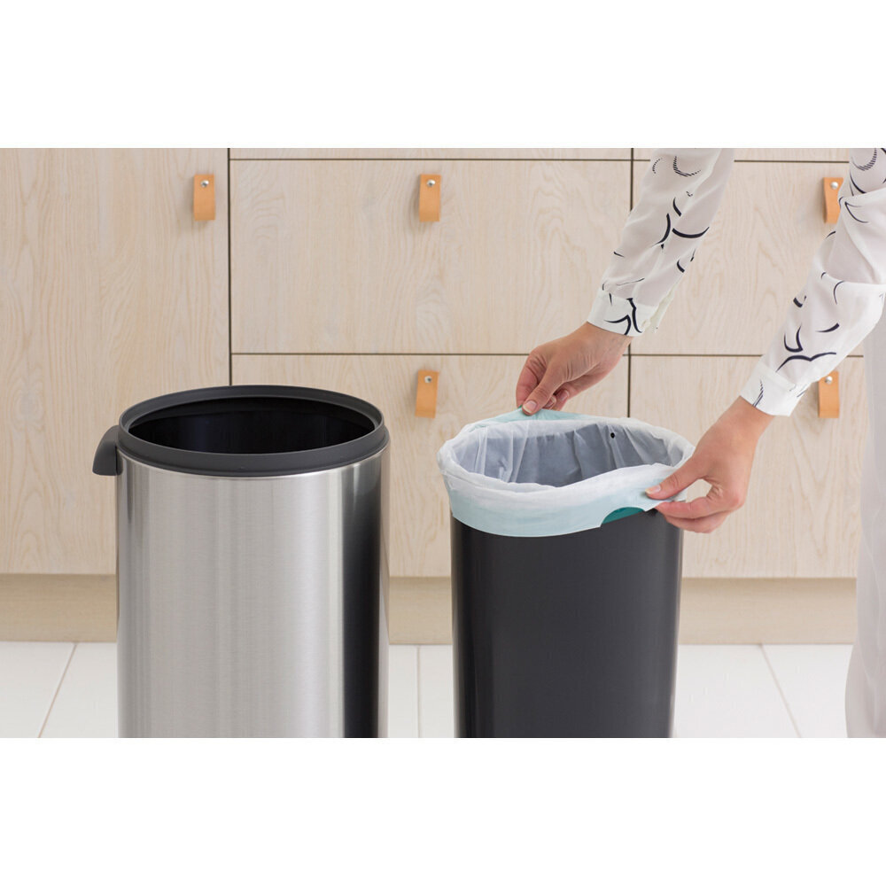 Brabantia Touch Bin puudutusele avanev prügikast 30L, matt teras, näpujäljekindel hind ja info | Prügikastid | hansapost.ee