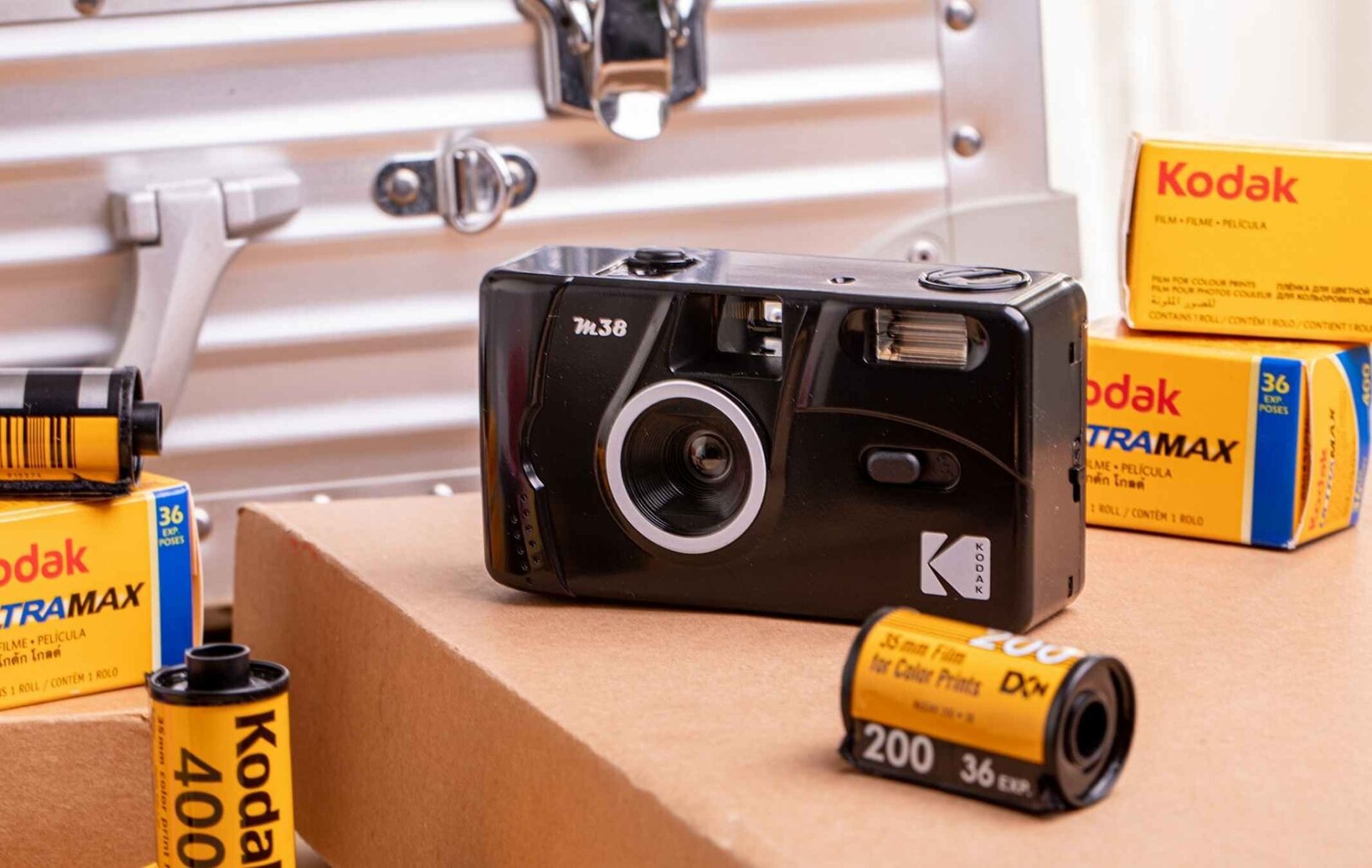 Kodak M38, must hind ja info | Kiirpildikaamerad | hansapost.ee