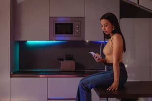 Гирлянда TWINKLY Line 90 Extension Kit (TWL100ADP-B) Smart LED strip 90 LED RGB 1,5 м цена и информация | гирлянда, 10 вел 4 см | hansapost.ee