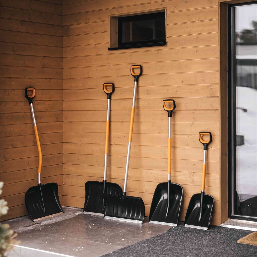 Teleskoop-lumelabidas Fiskars X-series цена и информация | Lumelabidad, lumesahad | hansapost.ee