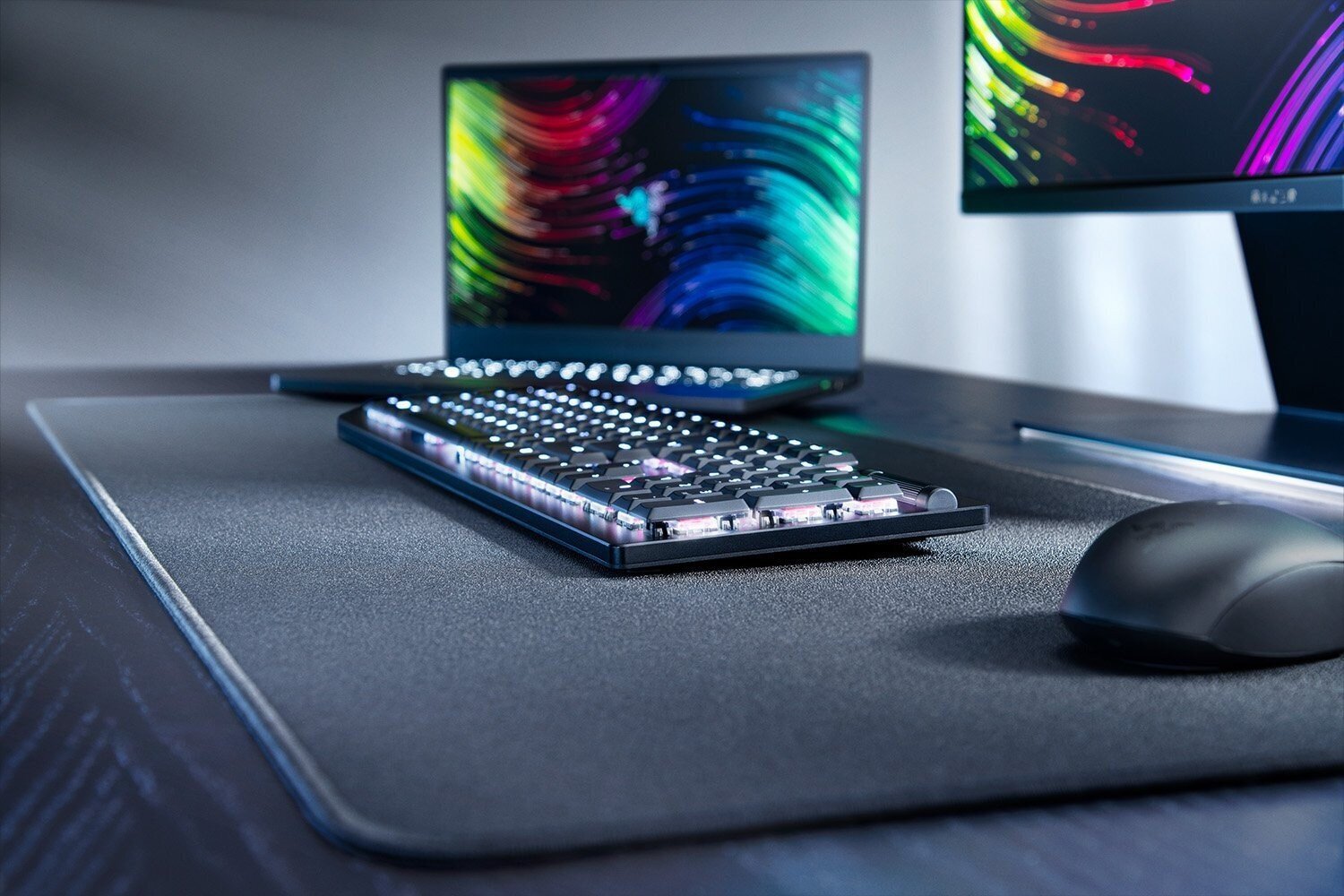 Razer Gaming Keyboard Deathstalker V2 Pro RGB LED light hind ja info | Klaviatuurid | hansapost.ee