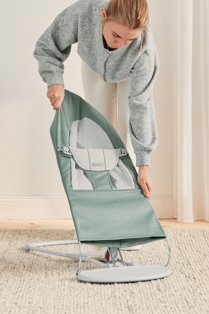 BABYBJÖRN lamamistool BALANCE SOFT, sage/grey, 005170 цена и информация | Beebi lamamistoolid | hansapost.ee