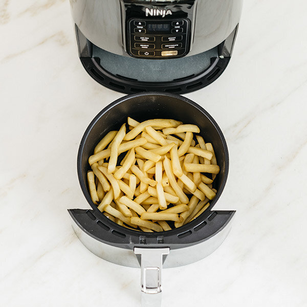 Ninja Air Fryer AF100UK on Vimeo