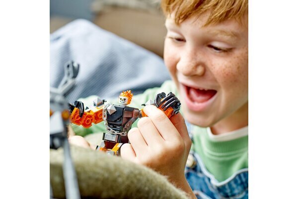 76245 LEGO® Marvel Tume biker-robot ja mootorratas цена и информация | Klotsid ja konstruktorid | hansapost.ee