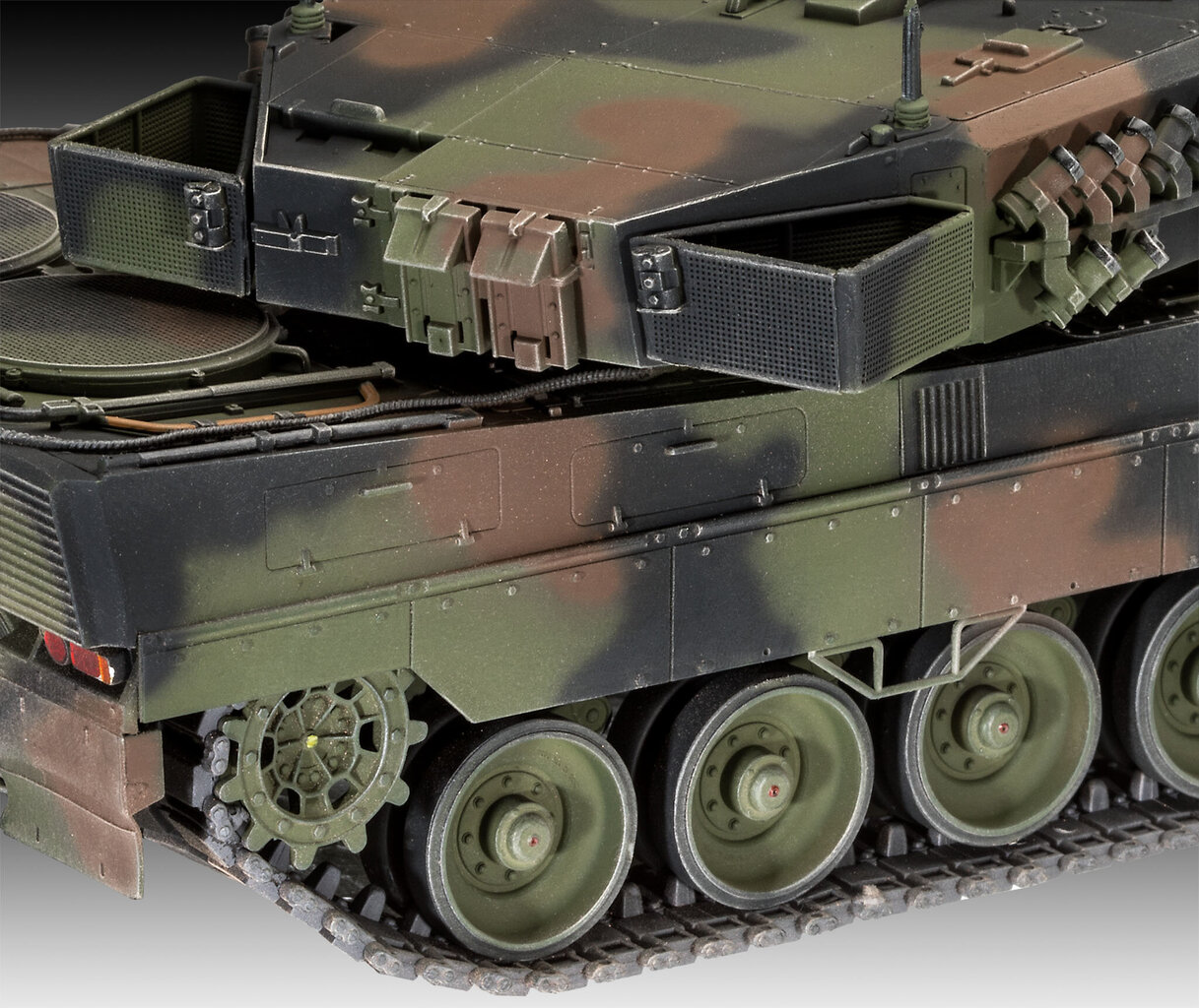 Revell - Leopard 2A6/A6NL, 1/35, 03281 hind ja info | Klotsid ja konstruktorid | hansapost.ee