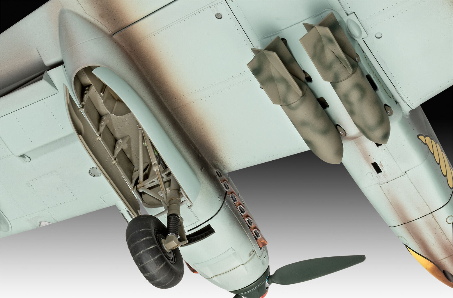 Revell - Messerschmitt Bf110 C-7, 1/32, 04961 hind ja info | Klotsid ja konstruktorid | hansapost.ee