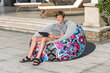 Täispuhutav tool Bestway Inflate-A-Chair Floral Street Art, 112 x 112 x 66 cm hind ja info | Täispuhutavad madratsid ja mööbel | hansapost.ee