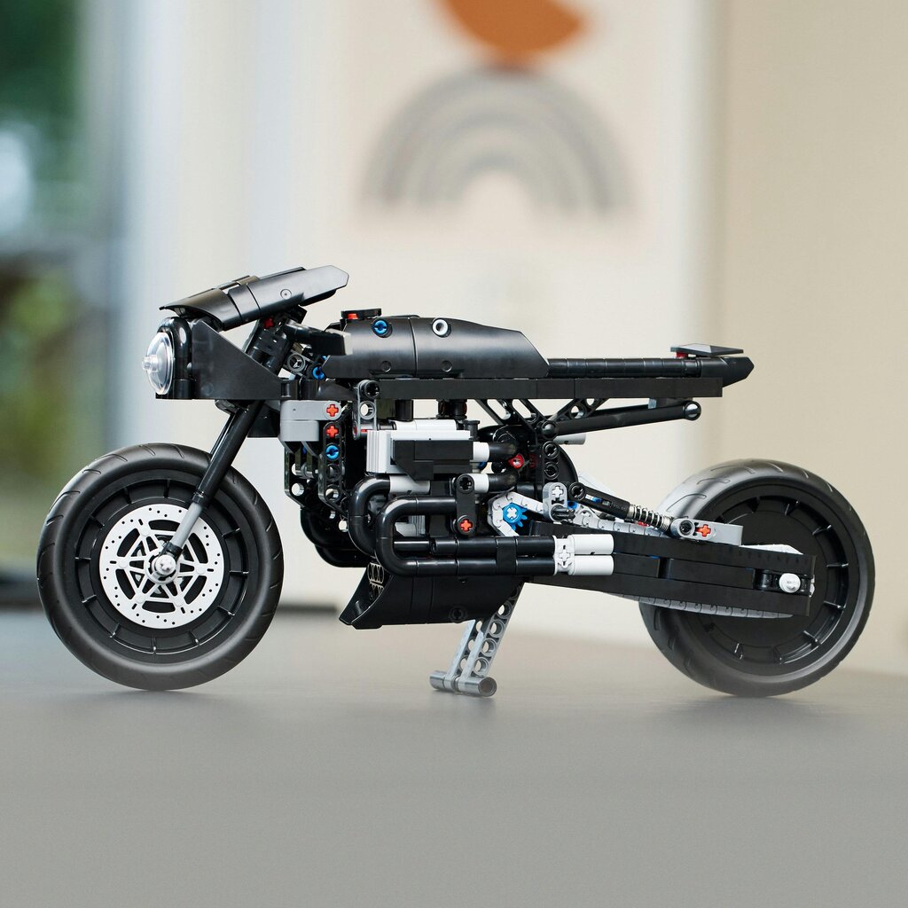 42155 LEGO® Technic THE BATMAN – BATCYCLE hind ja info | Klotsid ja konstruktorid | hansapost.ee