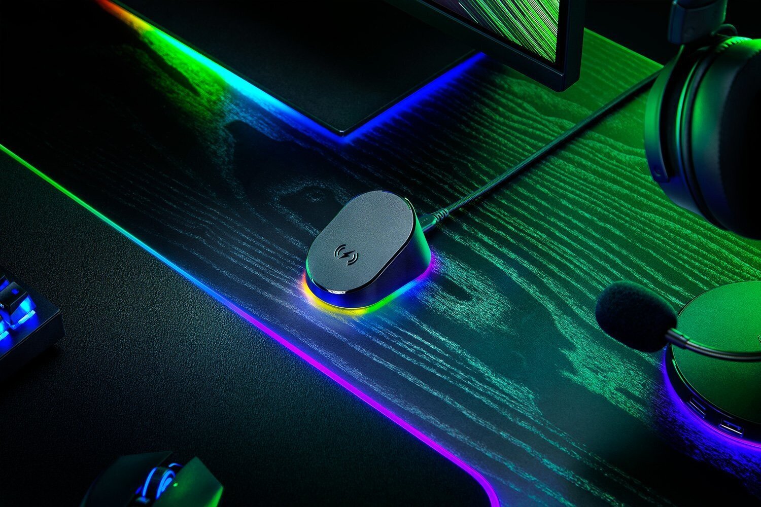 Razer Mouse Dock Pro Wireless Charging Puck Bundle цена и информация | Arvutihiired | hansapost.ee