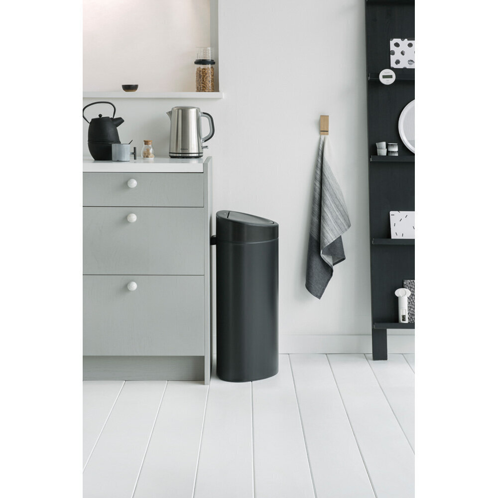 Prügikast, Touch Bin 40L Matt Black цена и информация | Prügikastid | hansapost.ee