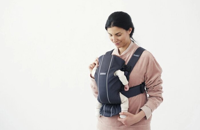 Babybjörn kandekott Baby Carrier Mini Mesh 3D, anthracite цена и информация | Kõhukotid, kandekotid | hansapost.ee